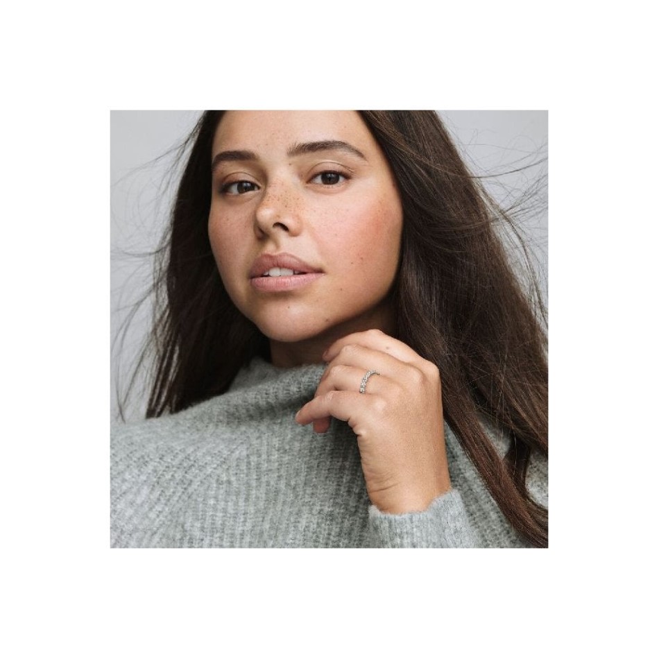 Classic Daisy Flower Band Ring Pandora NZ