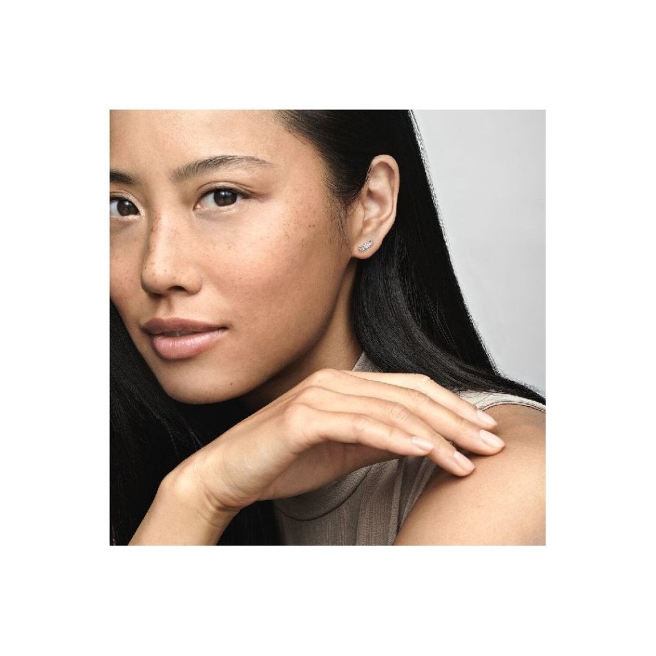 Sparkling Elegance Stud Earrings Pandora NZ